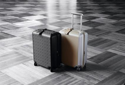 سلفاتوري فيراغامو تتطلق مجموعة "فيراغامو ترافِل" Ferragamo Travel